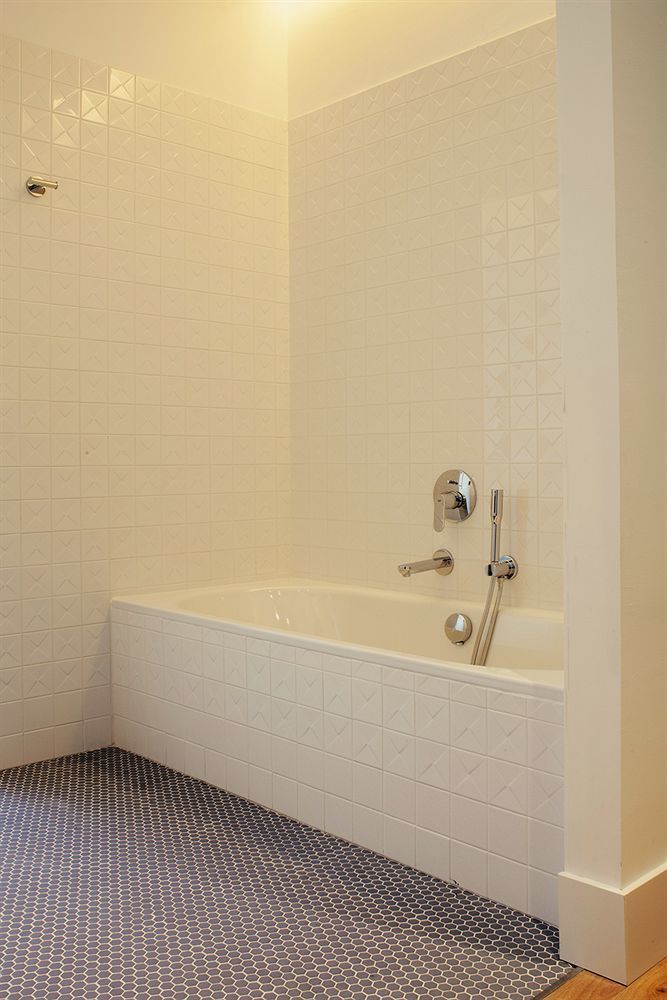 One Shot Prado Hotel
